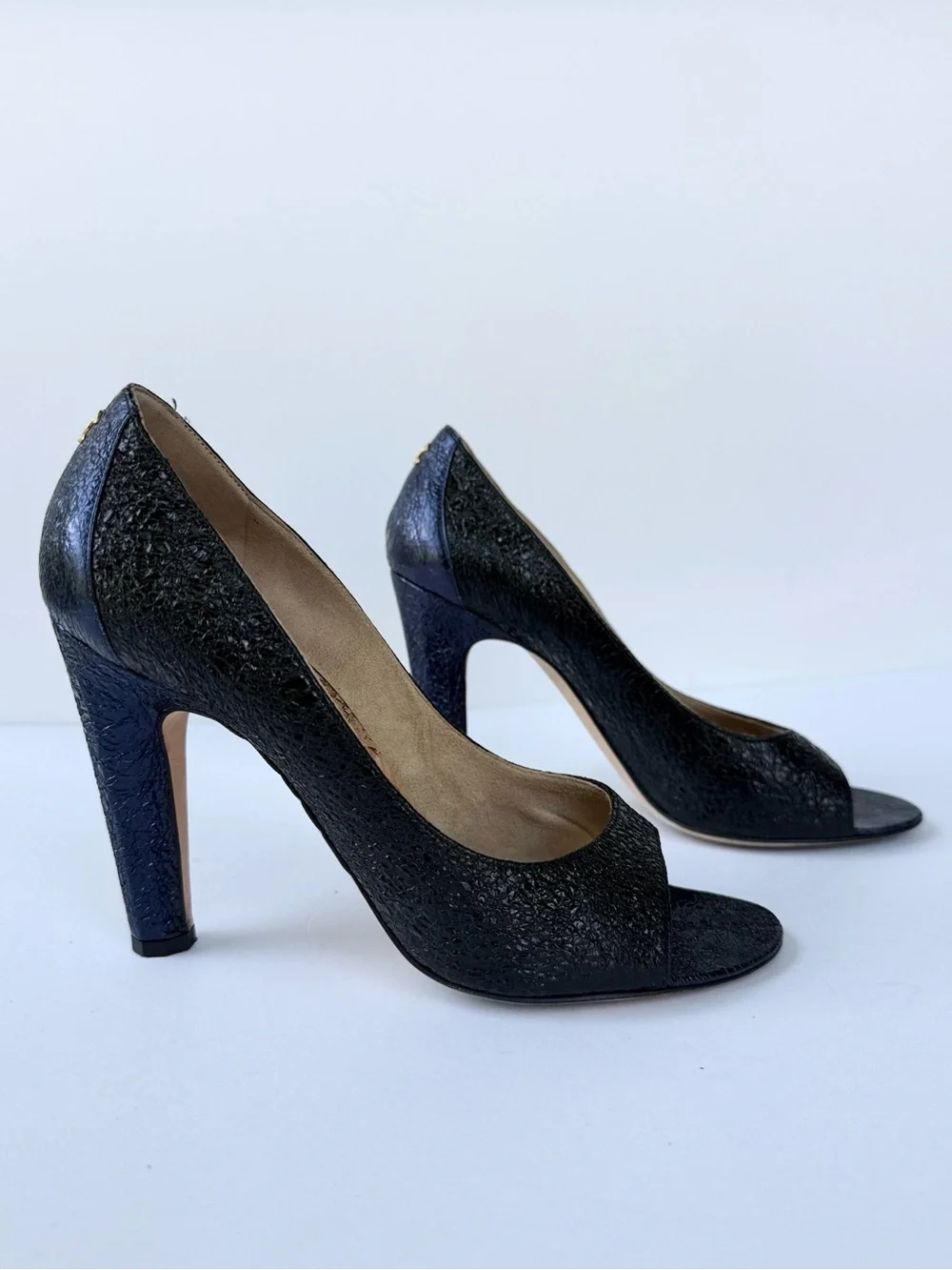 CHANEL Metallic Navy & Black Textured Peep-Toe Pumps Interlocking Gold CC Size 8